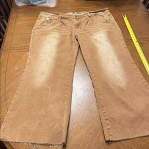 Flamingals Straight Wide Leg Tan Distressed Jean Mid Waist Raw Hem size 4X 18-20